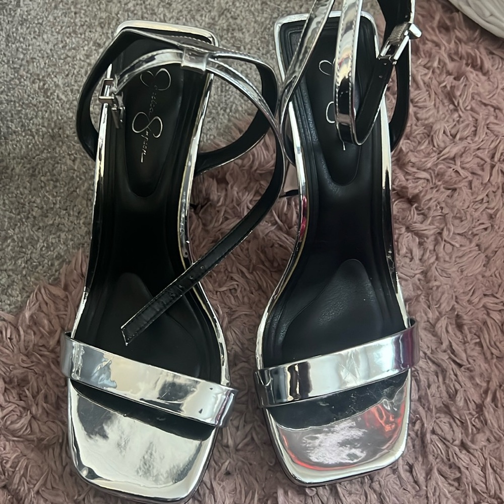 Women’s heels